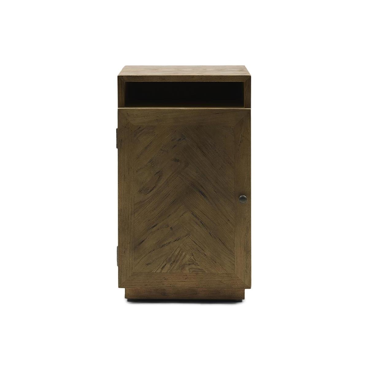 596410 Öökapp Riverside